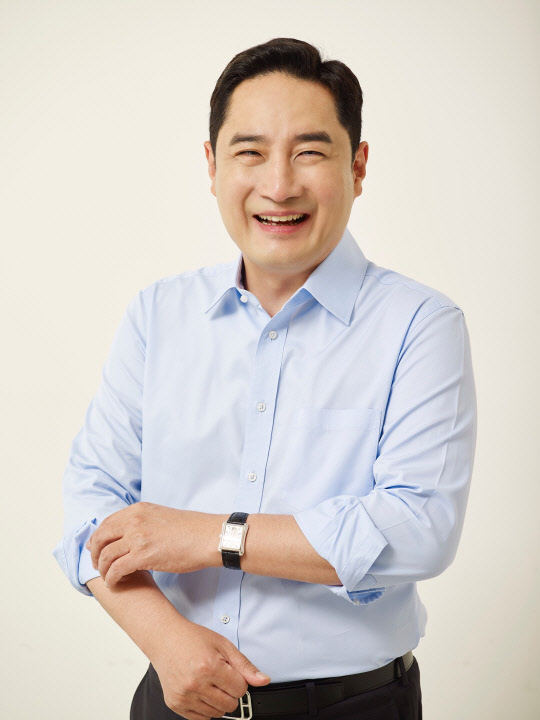 강용석 변호사. <강용석 캠프 제공>